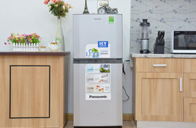 http://dienmaynguoiviet.vn/tu-lanh-panasonic-nr-bm179ssvn-152-lit-2-canh/